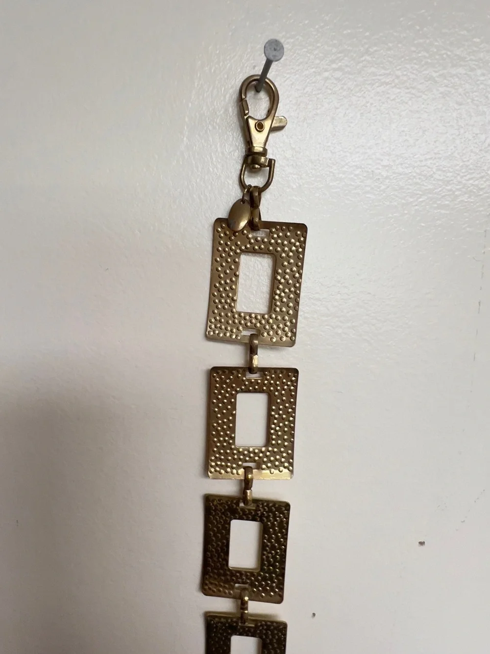 Gold Textured Rectangular-Link belt - Picture 3 of 5